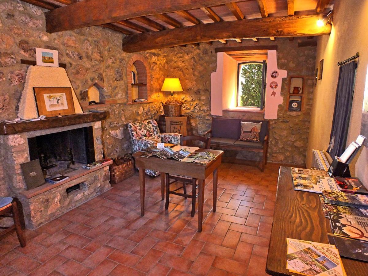 Agriturismo Colli Di Travale Montieri Exterior foto